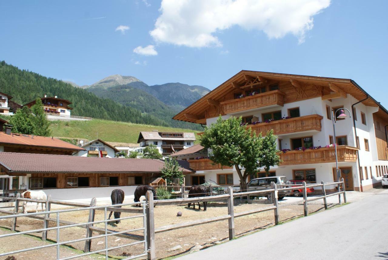 Singerhof Fulpmes Exterior foto